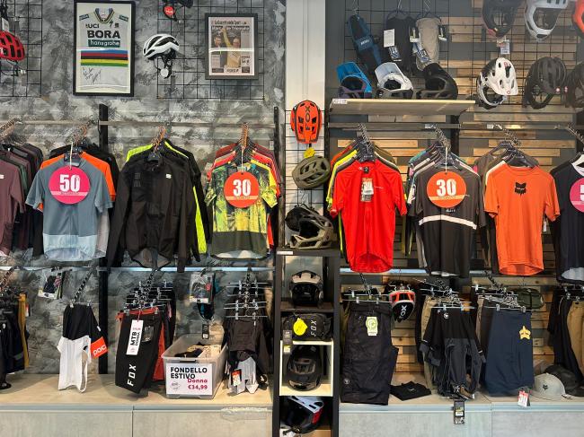 Rinfresca il tuo look, approfitta dei SALDI!